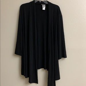 Black three-quarter sleeve draping cardigan